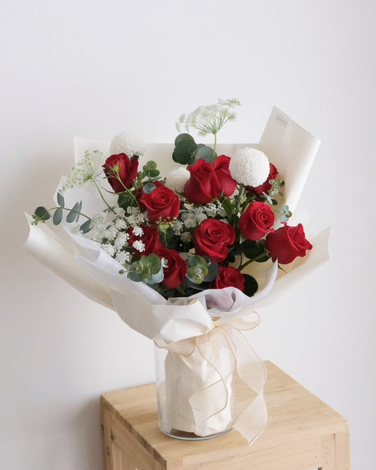 每月都愛你 | 12朵紅玫瑰花束